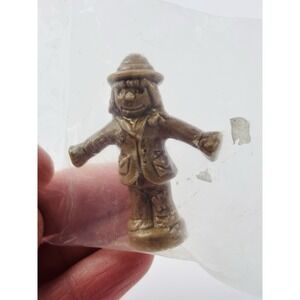 WADE Whimsies Scarecrow Figurine Red Rose Tea Brown